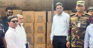 কুষ্টিয়ায় সয়াবিন তেল মজুতের দায়ে ব্যবসায়ীকে জরিমানা